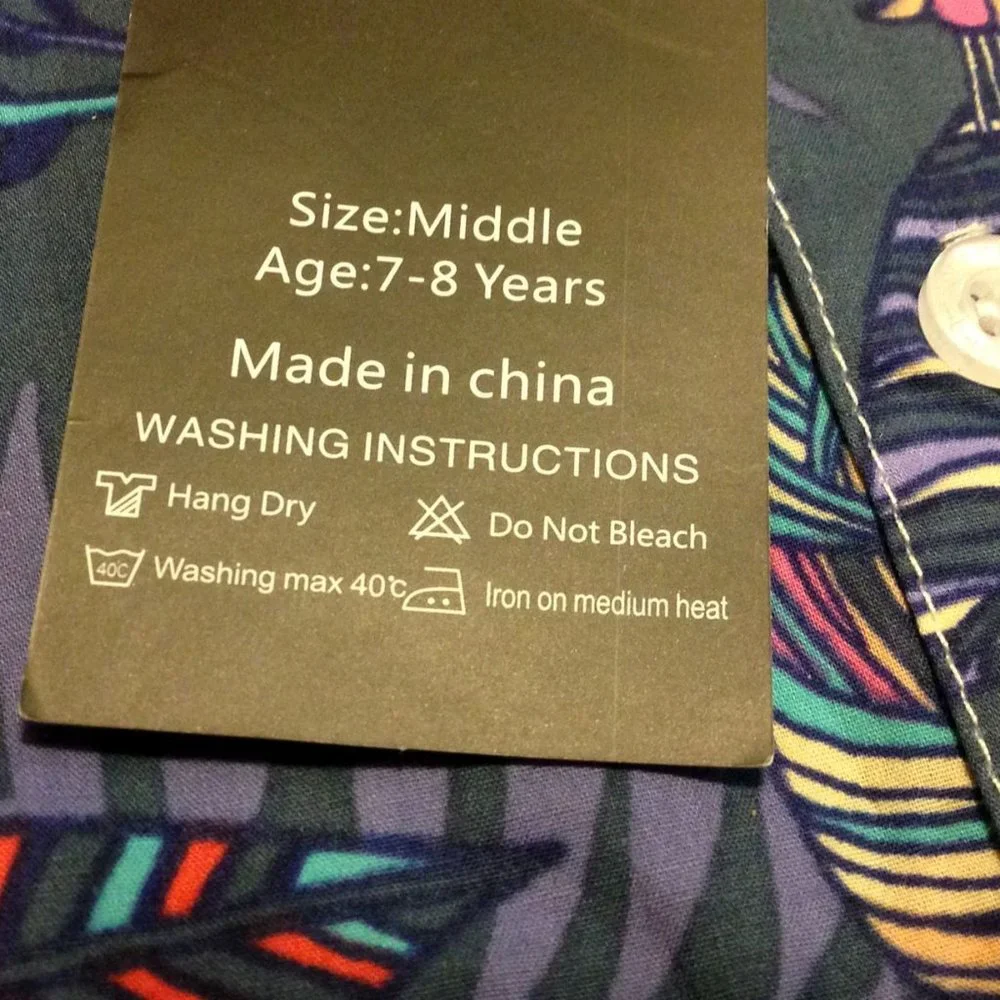 Boys Size 7-8 hawaiian style shirt, new